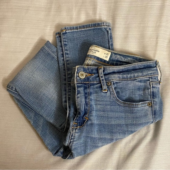 ABERCROMBIE & FITCH Light Blue Jeans Size 0 - Picture 9 of 9